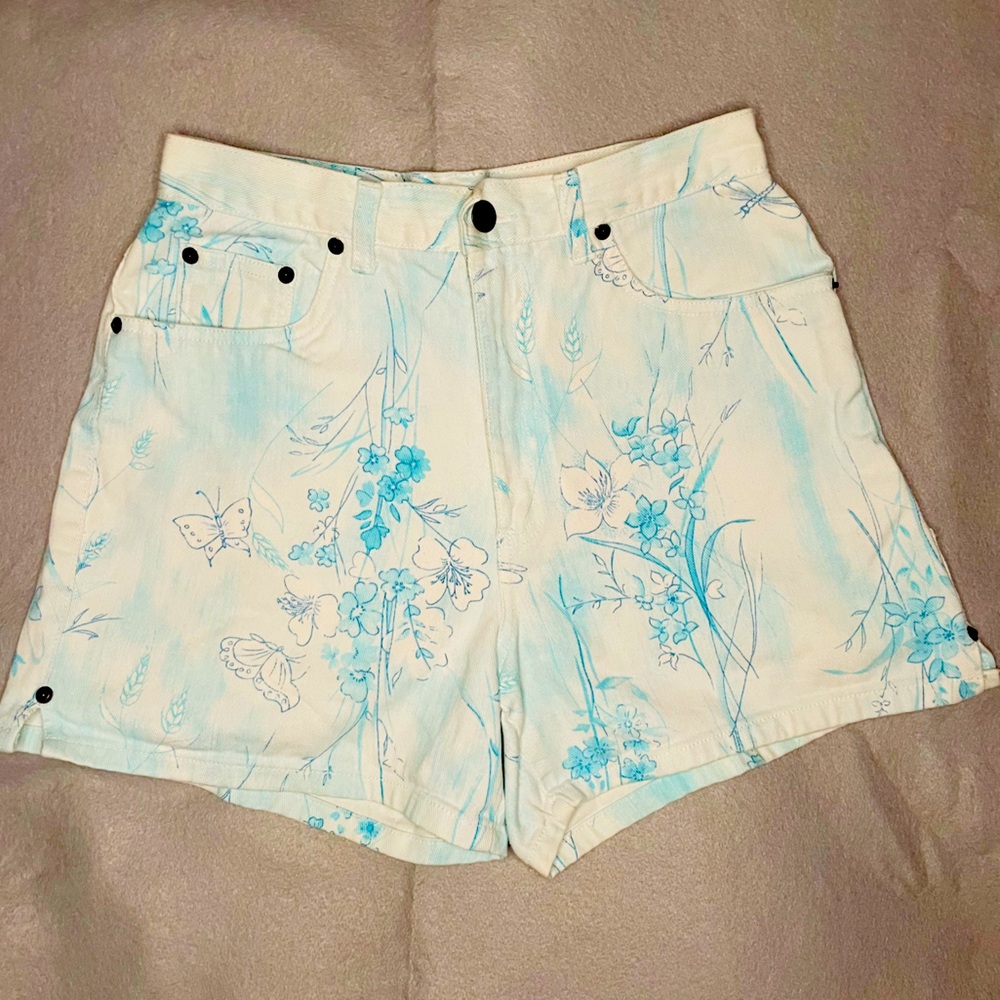 Bill Blass Jeanswear Denim Shorts Butterfly Floral High Rise Vintage Size 6